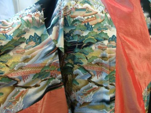 Kimono, using traditional methods to cut and make